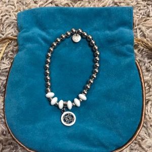 Rustic Cuff Marci- white